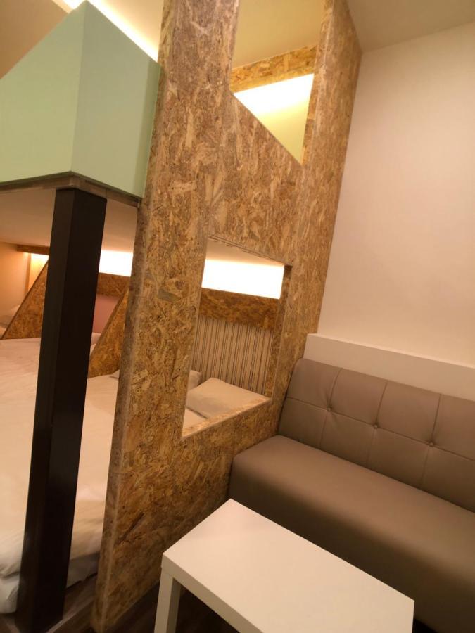 逢甲柏斯青年旅棧 Apartamento Taichung Exterior foto