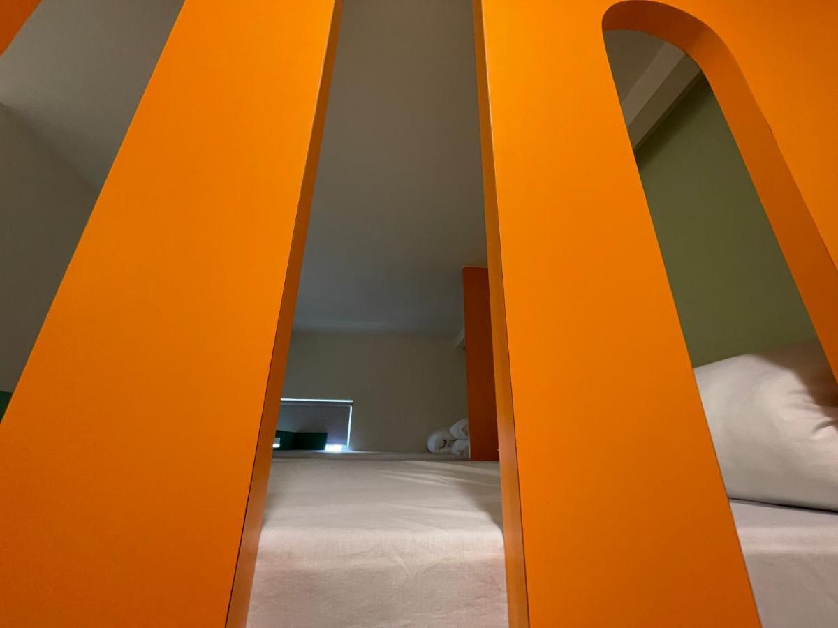 逢甲柏斯青年旅棧 Apartamento Taichung Exterior foto