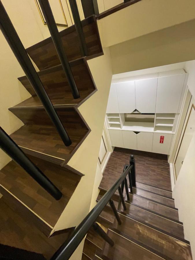 逢甲柏斯青年旅棧 Apartamento Taichung Exterior foto