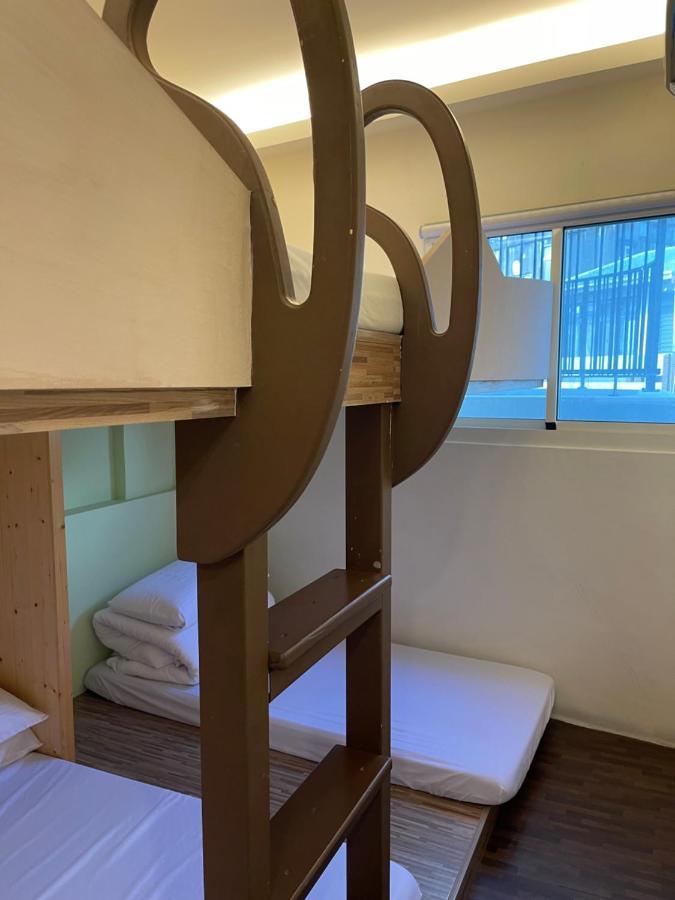 逢甲柏斯青年旅棧 Apartamento Taichung Exterior foto