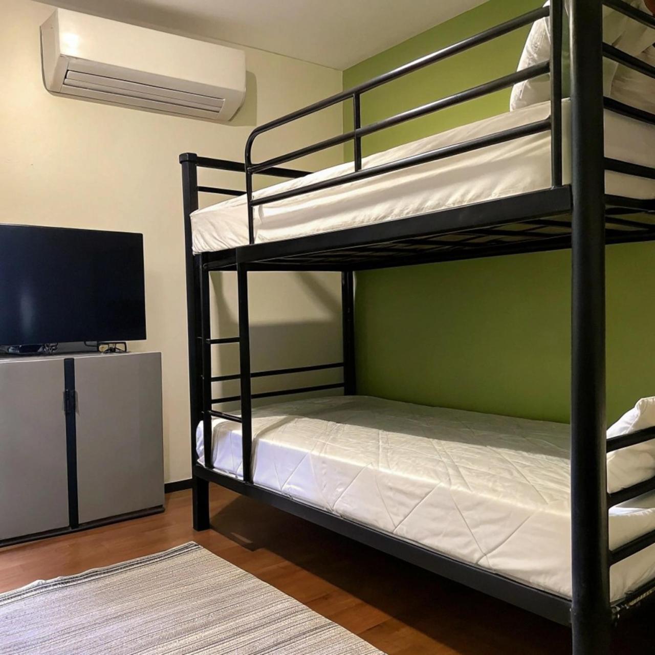 逢甲柏斯青年旅棧 Apartamento Taichung Exterior foto
